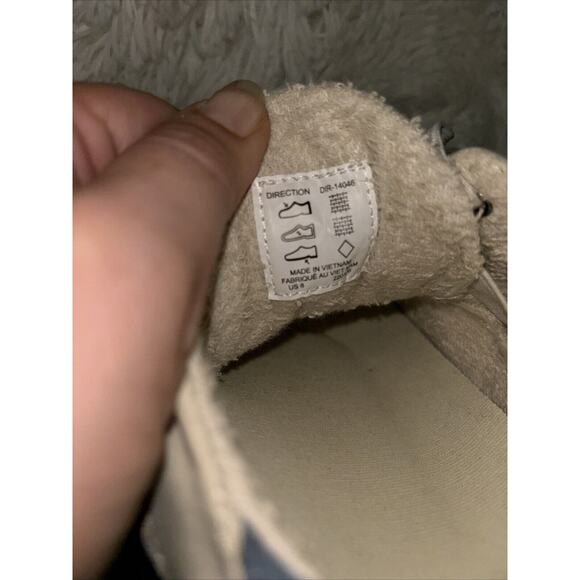 NWOB Taos Mesh And Fabric Lace Up Sneakers Size 8 - Picture 10 of 10